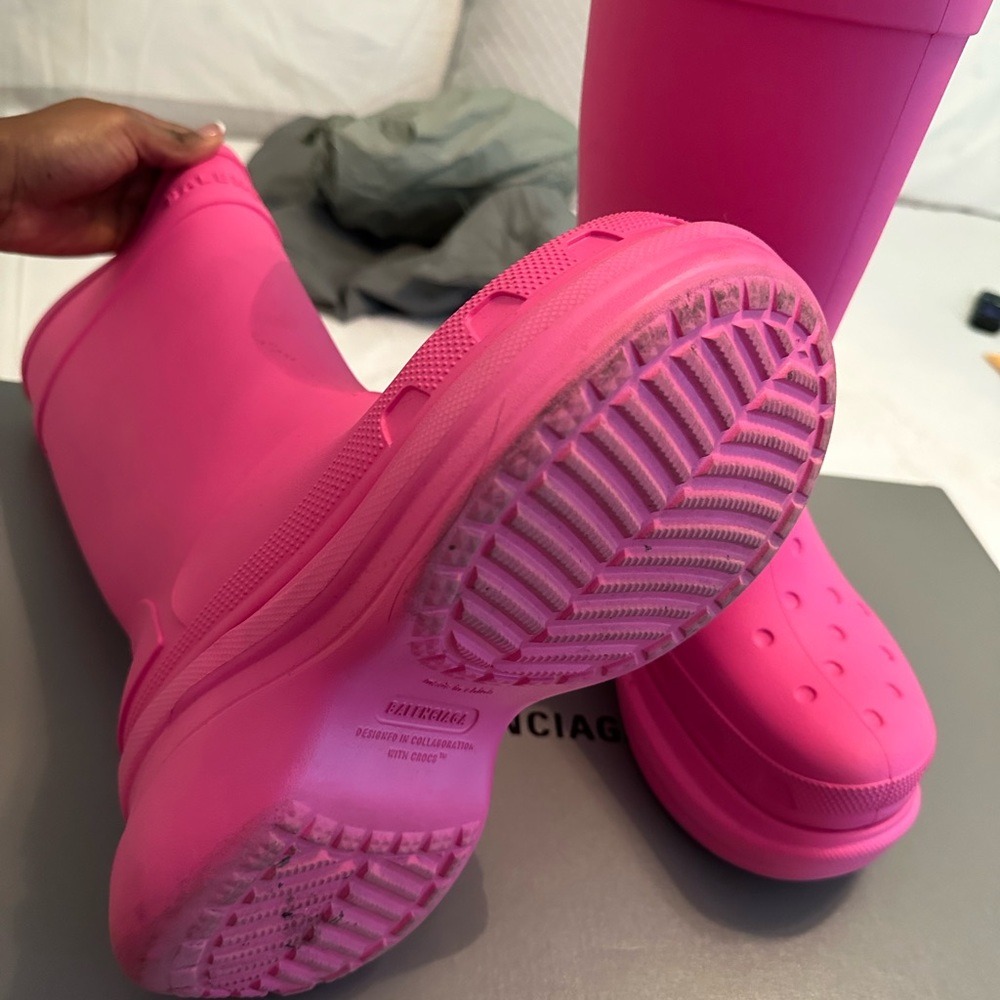 Balenciaga Pink Authentic Winter & Rain Boots - Picture 6 of 10